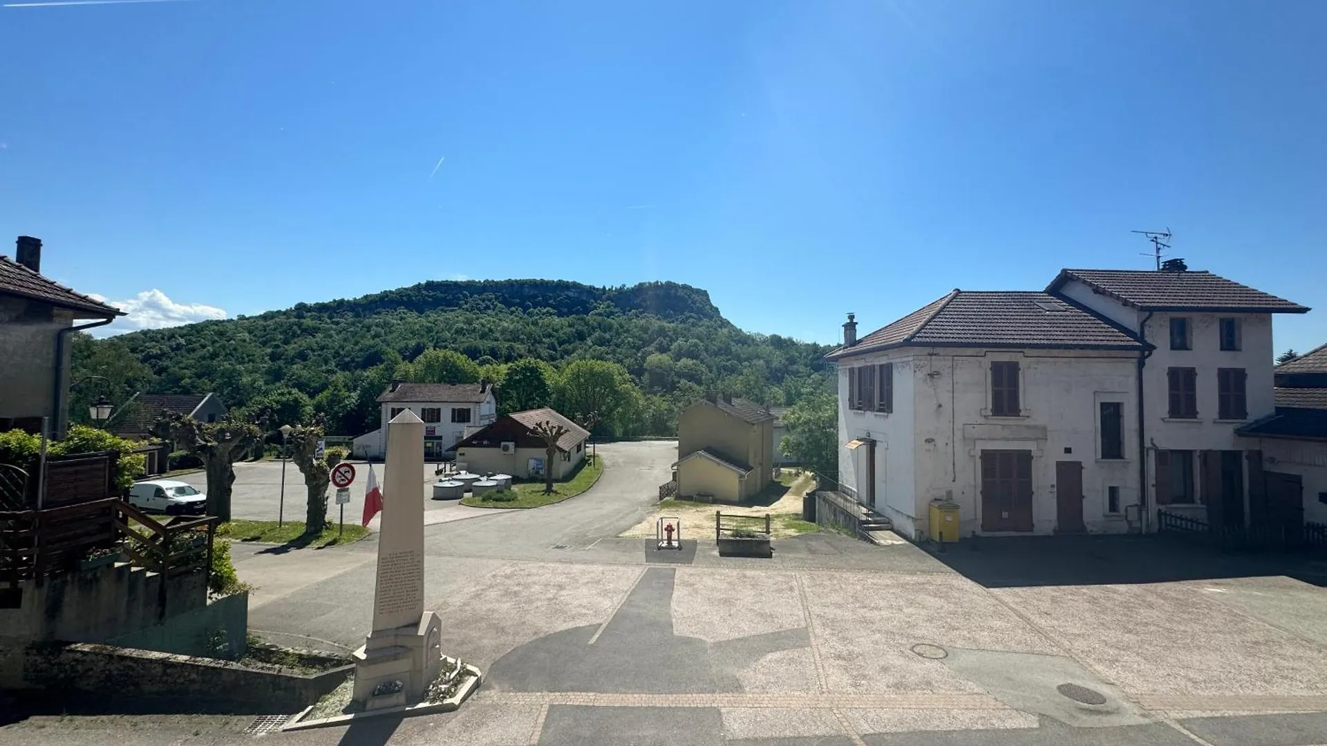 Apartment La Viarhona A Bregnier-Cordon
